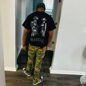 Meet your Posher, Khy